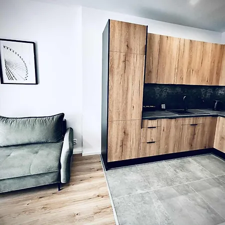 Nowoczesny Lägenhet Chojnow